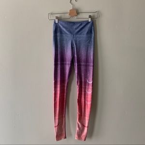 Moon gradient yoga pants